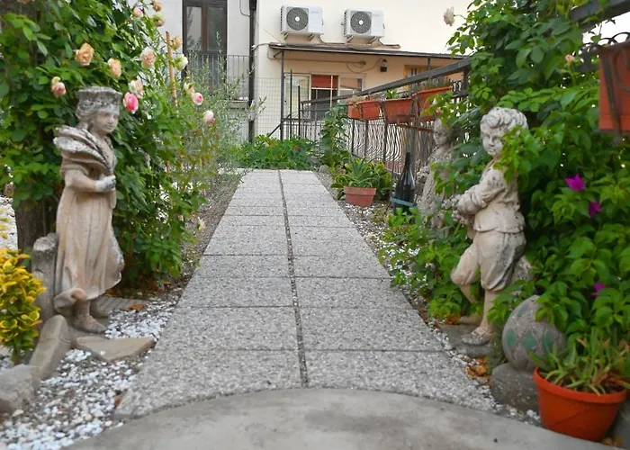 Giardino Darianna Couette-café *